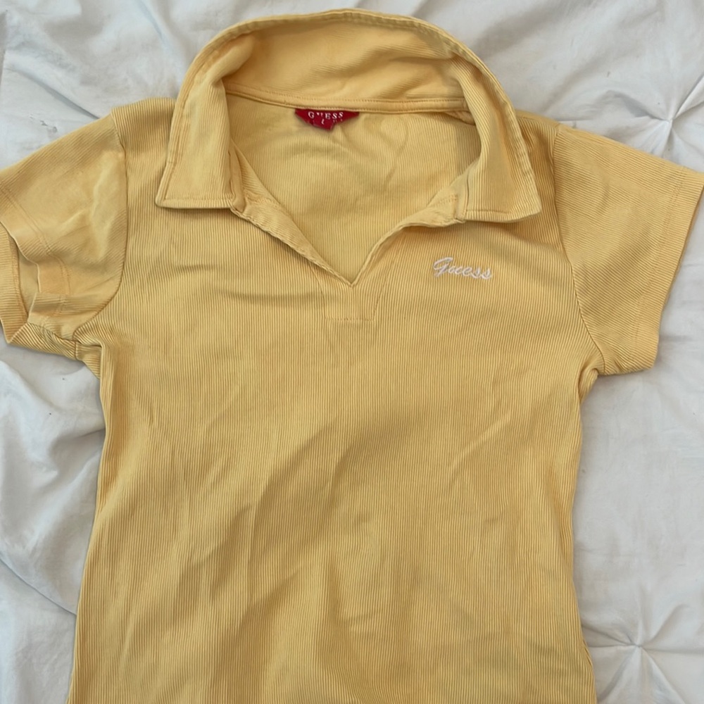 Guess yellow colored top